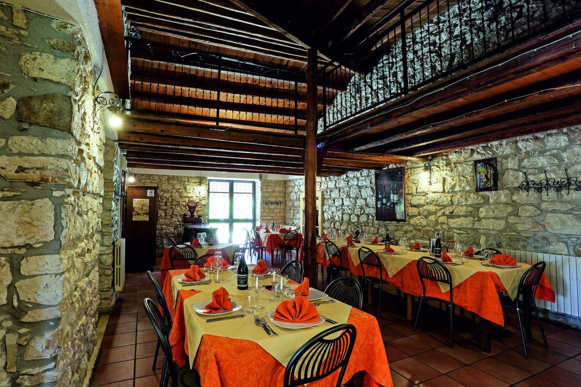 Agriturismo Tenute Pollara Roccamena ภายนอก รูปภาพ